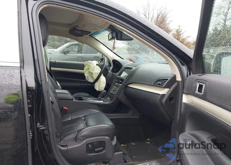 2016 Lincoln Mkt Ecoboost z USA, uszkodzony, nr VIN 2LMHJ5AT7GBL00374